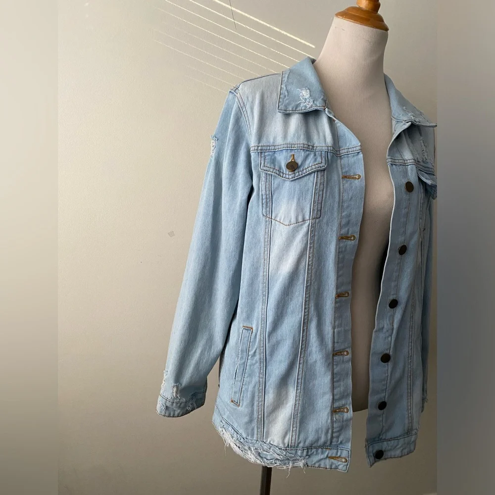 MONO B Oversized Denim Jean Jacket Distressed Cotton Women’s Size M - Picture 7 of 16